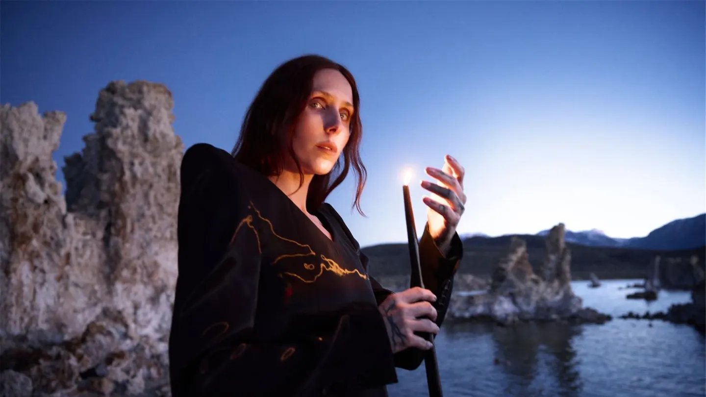 Chelsea Wolfe: THE DARK World Tour - VIP packages