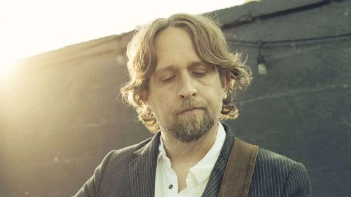 Hayes Carll w/ Joelton Mayfield