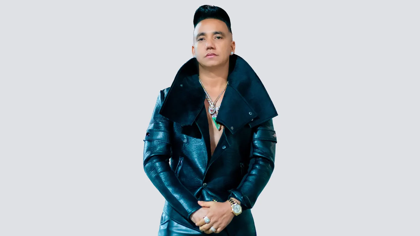 Elvis Martinez en concierto-Para Reservacion (718)216-5982