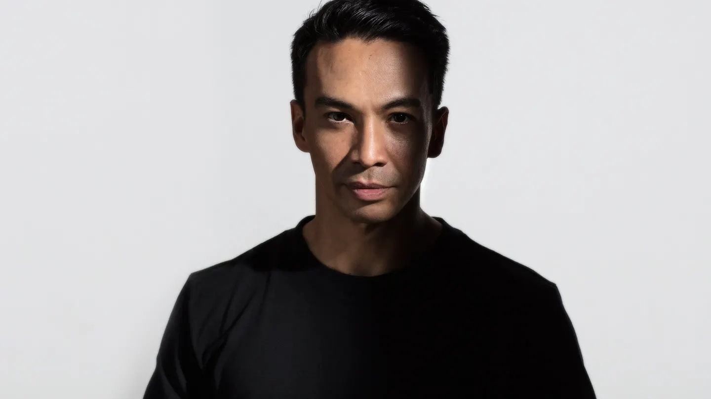 Bobby Dee Presents Laidback Luke