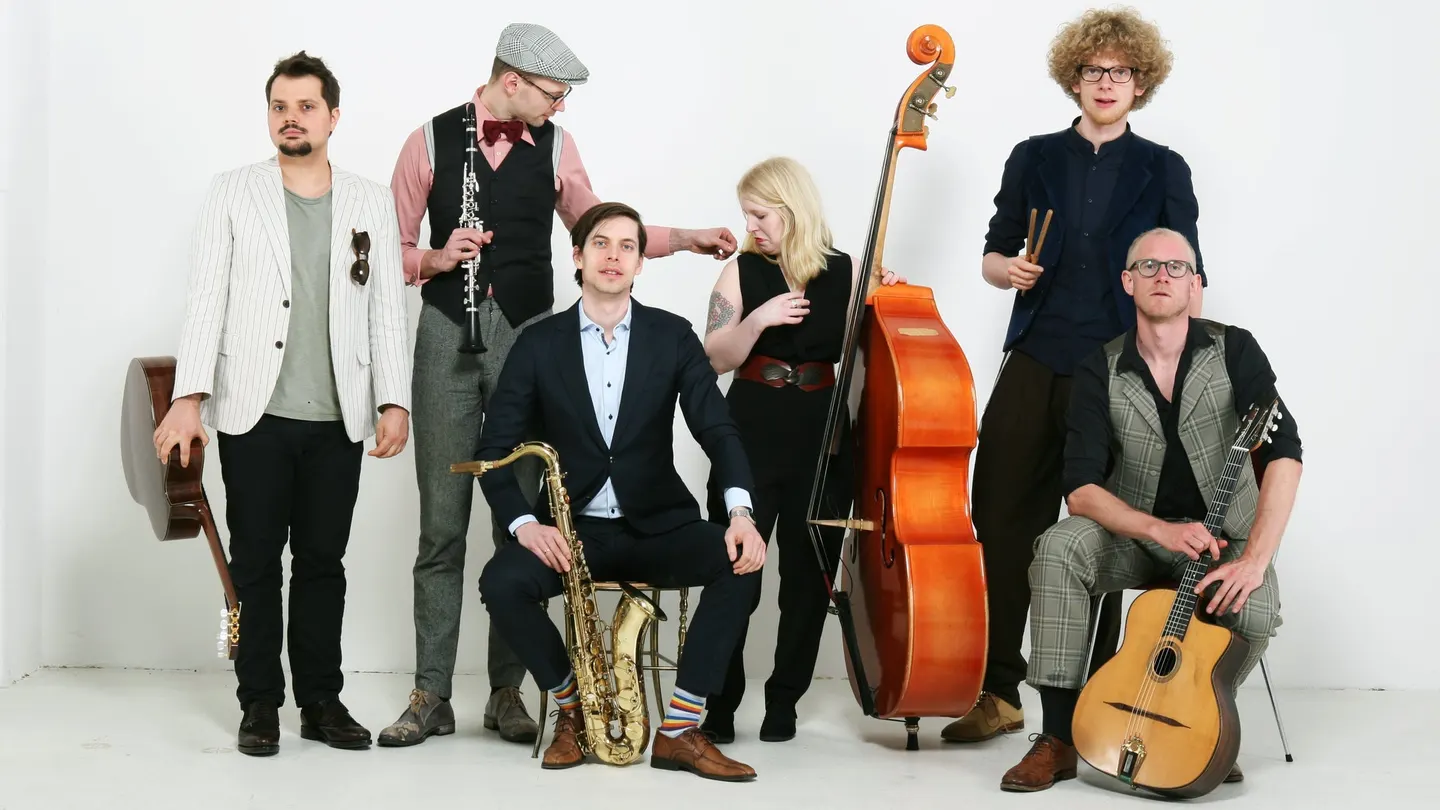 Danube's Banks - „Spellbound“-Tour