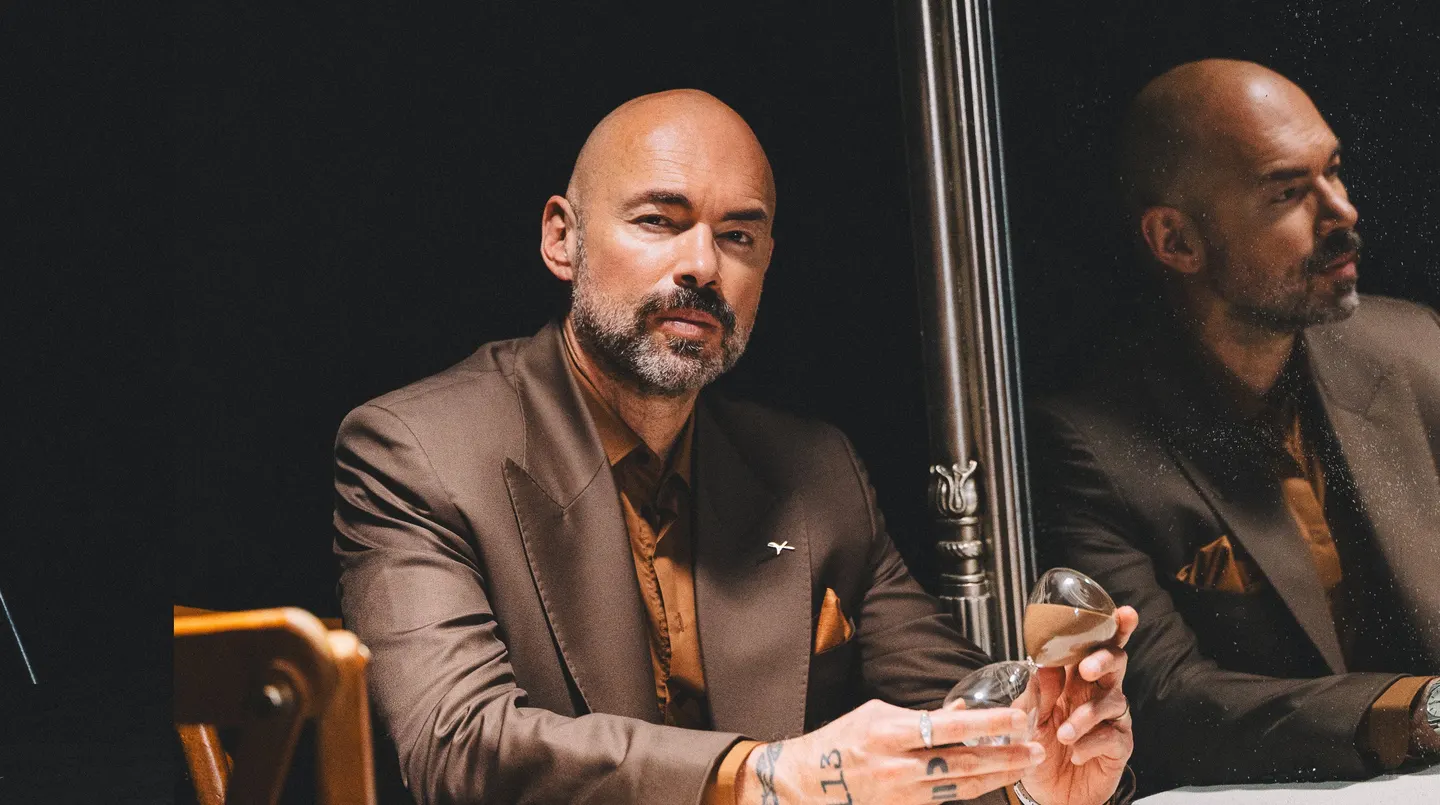Santiago Cruz: Sigo En Pie Tour