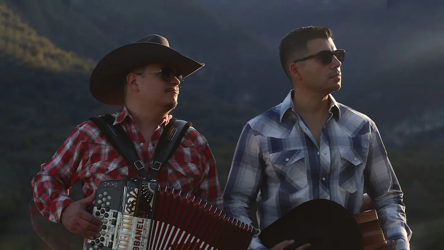 Nuestros Boleros de Cantina. Carlos Carreira y Salvador Aponte