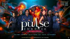 Pulse Embrace Weekender