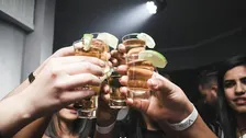 Frankfurt Night PubCrawl: 4 Locations, Welcome Shots + Clubeintritt
