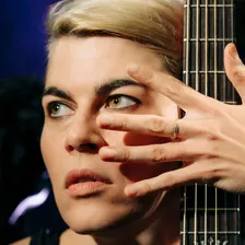 Kaki King