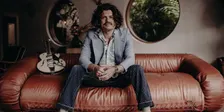 Ash Grunwald (Australia) LIVE at D2 Bar | Red Deer