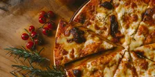 Common Knowledge - Pizza from Scratch