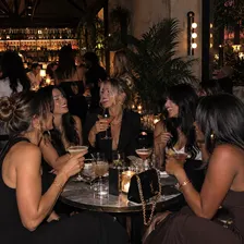🍂 Fall Cocktails & Girls’ Night Out 🍸