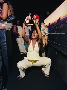 RNBarCrawl Tampa: The R&B Bar Crawl Experience