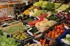 outdoor Mini Market Series at Glen Drummond Farm