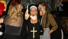 Halloween Haunts: Lisbon Pub Crawl Experience