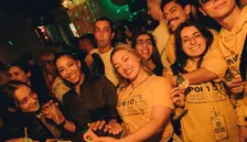 Porto: Pub Crawl with 8 Drinks, Games, and VIP Club Entry