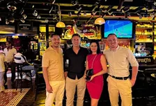 Foodies + New Friends: Middletown (Giving Back Edition)