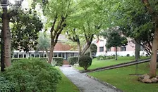 Francis Lucille´s non duality retreat Madrid, Spanish via earphones