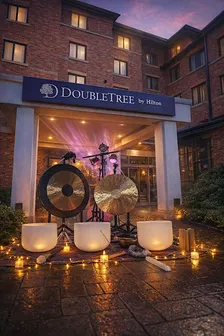 Double Tree by Hilton Sound Bath - Hanley