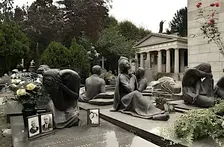 Storia, curiosità e misteri al cimitero monumentale di Torino