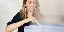 Sound Bath mit Kristallklangschalen
