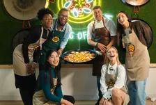 Clases de Paella y Sangría – opciones marisco, pollo o vegana
