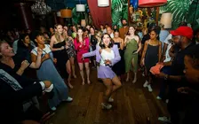 URBAN GROOVES DANCE PARTY • SING-ALONG & KARAOKE PARTY • DJ