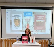 V Feria del Libro - Encuentros, frases y firmas con Elena Naranjo
