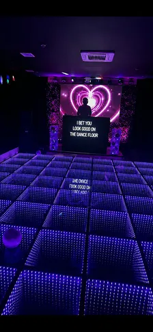 WE WANT MORE TECHNO
