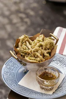 ROME WINE TASTING EXPERIENCE WITH VEG LOCAL APPETIZERS  VISIT + FOOD&WINE