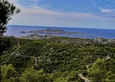 Randonnée commentée : découverte de l'histoire et légendes des Calanques