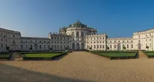 Regine e Favorite di Casa Savoia: Donne di potere, da Stupinigi a Racconigi