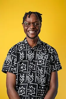 Comedian Learnmore Jonasi Live at the Record!