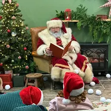 Stories With Santa | Straeon gyda Siôn Corn
