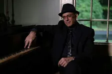 EC-CHAP Acoustic Artist Series: An Evening with Kenny White