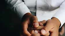 La forza mite della cura.
