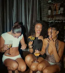 Meet Your Sorelles