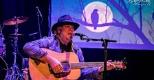 Singer/Songwriter Briz