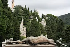 PERCORSO 5 - Dormono sulla collina: il boschetto irregolare