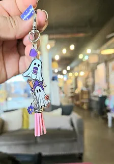 Spooky Shrinky-Dinks – Make Your Own Halloween Charms