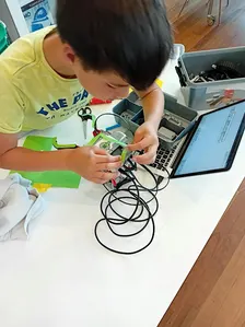 Week #2: NewTechKids 2026 Christmas Vacation Bootcamp (8-12): Dec. 28-31