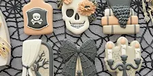10/27  ️ Haunted Library: A Halloween Cookie Decorating Workshop
