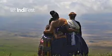 Resistències indígenes: llargmetratge 'Standing above the clouds'