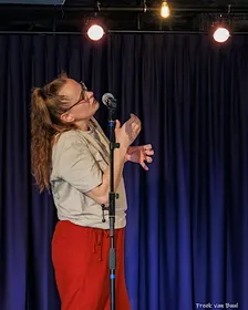 Club Komedie Eindje: Open Mic + Comedy talenten