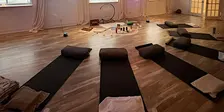 Sound Bath & Indie Head Massage Experience 11:30AM