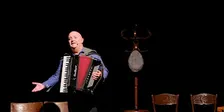 QUA LA MANO! Amadeo Peter Giannini