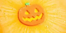 LUSH SUNDERLAND - Punkin' Pumpkin Bath Bomb Making- 30/10/26 2pm