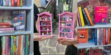Build Your Dream Romance Bookshelf