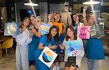Paint & Unlimited Wine Night in Lisbon: Easel Escape