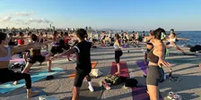 Sunrise Yoga by the Sea. All levels. Espigón de Bogatell