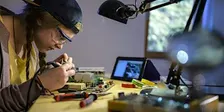 "Basteln mit Elektroschrott" - Workshop für Kinder, Eltern und Jugendliche