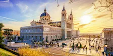 Discover Madrid with an exciting scavenger hunt by World City Trail!