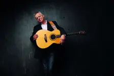 Tommy Emmanuel, CGP - Living In the Light Tour